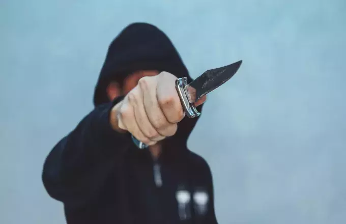 Κηφισιά: Συνελήφθη η συμμορία ανηλίκων που κυκλοφορούσαν και λήστευαν με σιδερογροθιές και μαχαίρια