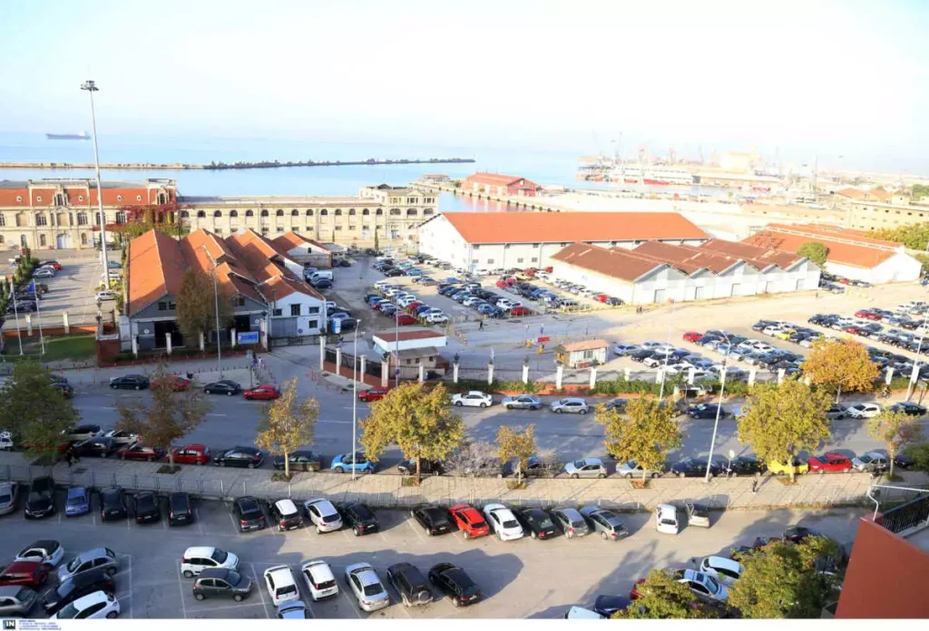 Θεσσαλονίκη: Άγριος ξυλοδαρμός στο πάρκινγκ του ΟΛΘ – Τραυματίας ένας 24χρονος