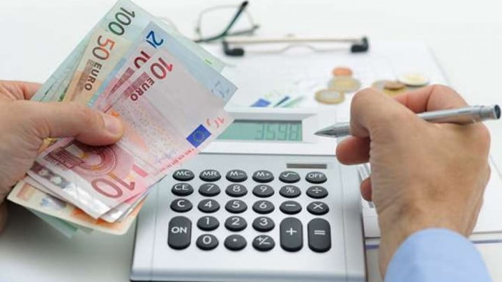 Μίνι ασφαλιστικό: Αναλυτικά τι προβλέπει για αυξήσεις σε συντάξεις, επίδομα 250 ευρώ και νέα ρύθμιση οφειλών