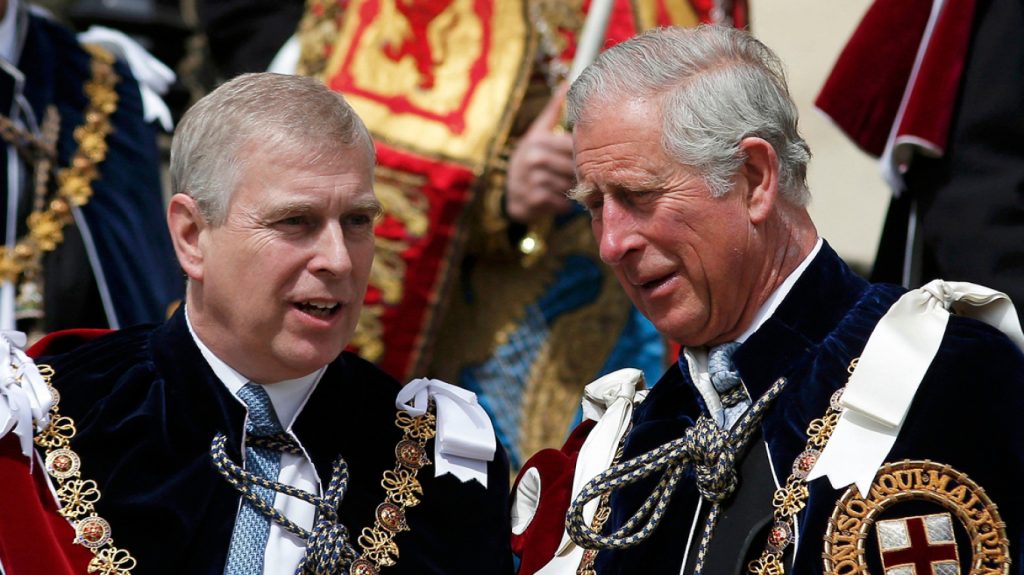 Ο πρίγκιπας Άντριου δάκρυσε όταν ο Κάρολος του είπε πως δεν θα επιστρέψει στα βασιλικά του καθήκοντα