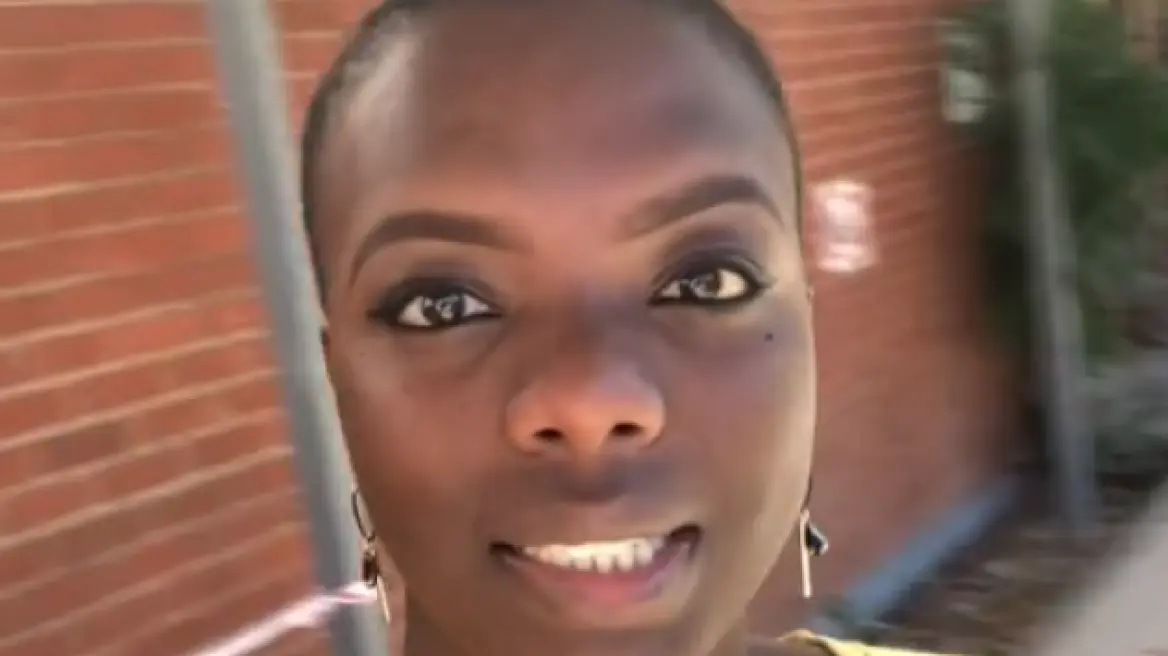 «Σούζη τρως»: Γυναίκα έδεσε τα δόντια της με σύρμα για να μην μπορεί να τρώει (βίντεο)