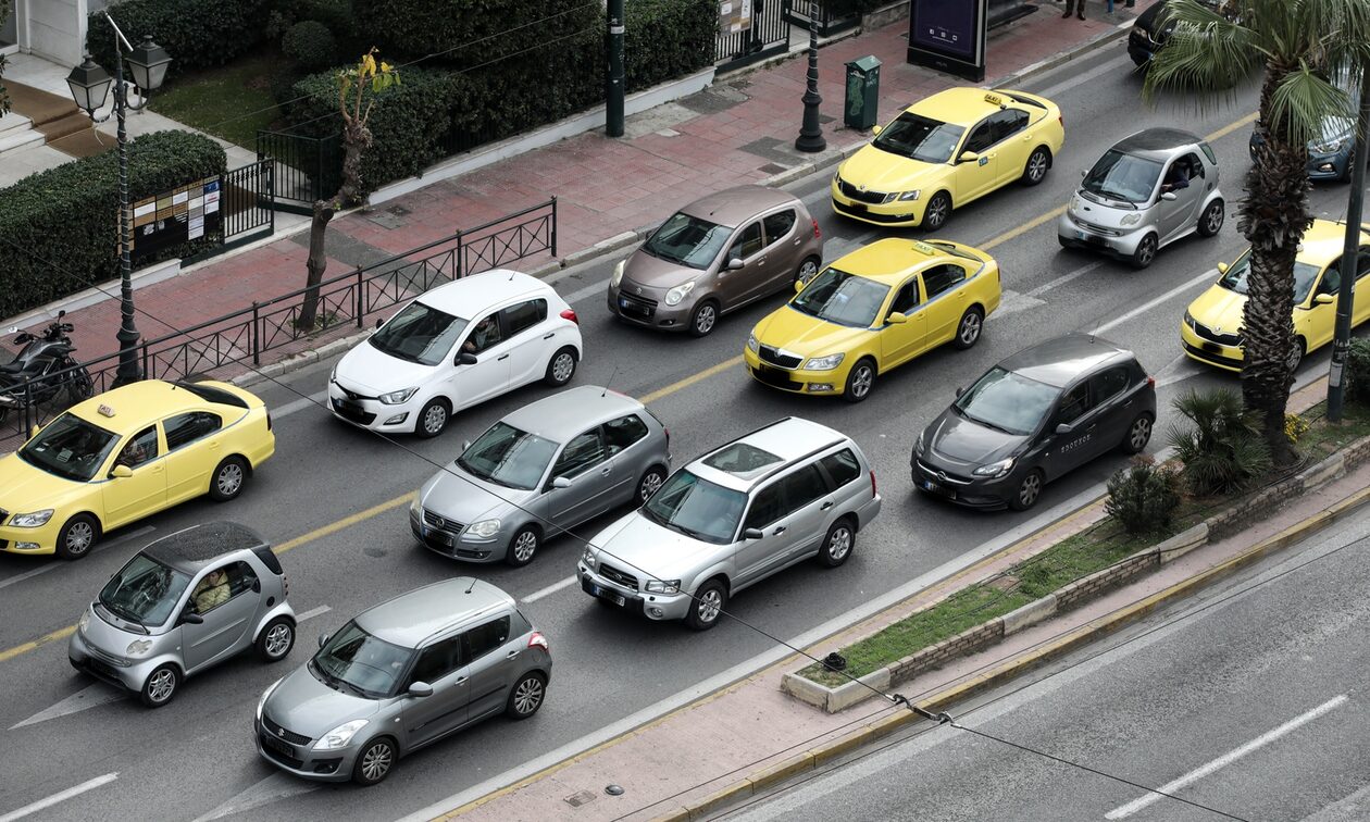 Τέλη κυκλοφορίας 2023: Μέχρι αύριο η ανάρτησή τους – Τι θα πληρώσετε φέτος και πως θα τα εκτυπώσετε