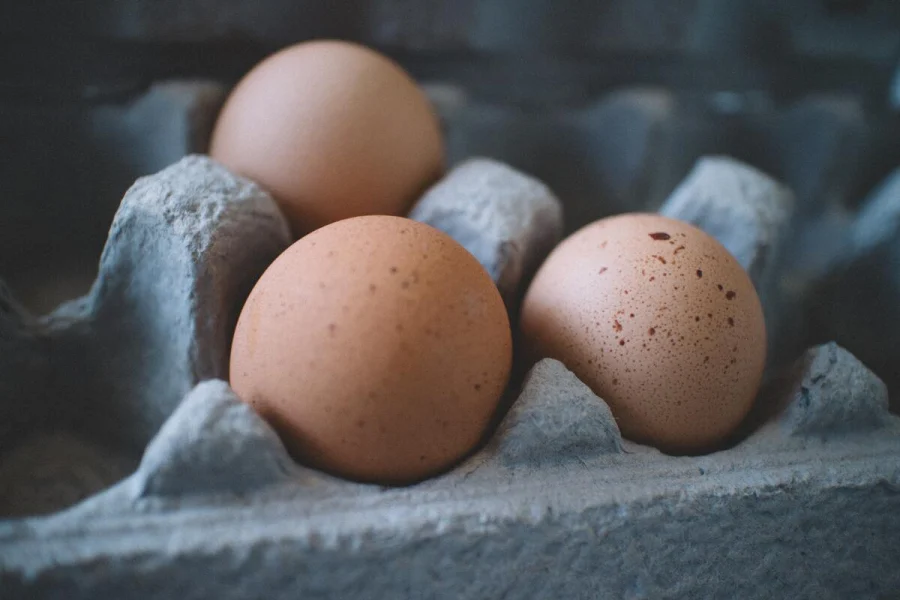 «Ξεμένει» από αυγά η Βρετανία – Μόνο 2 ή 3 πακέτα επιτρέπονται ανά πελάτη