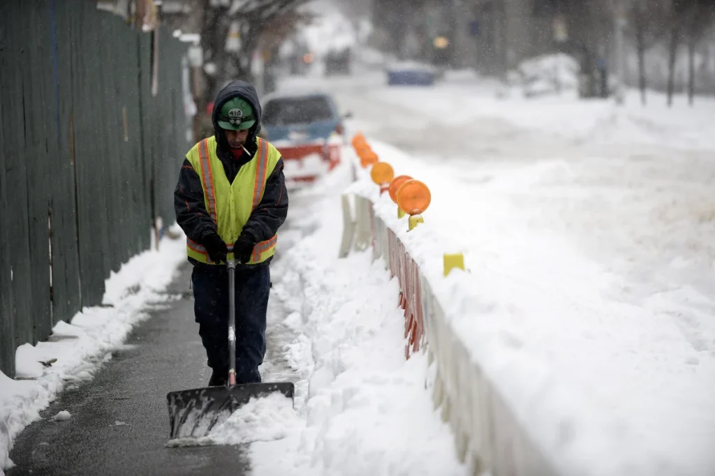 ΗΠΑ: Η πιο ισχυρή χιονοθύελλα των τελευταίων ετών απειλεί τη Νέα Υόρκη
