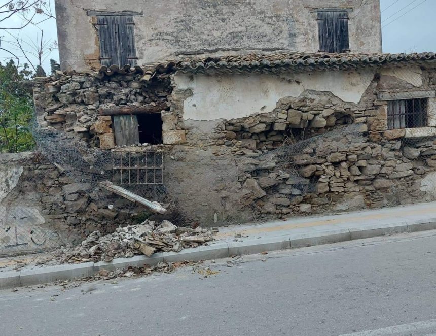 Ζάκυνθος: Ζημιές στο μετόχι του Αγίου Διονυσίου από τον σεισμό των 3,6 Ρίχτερ