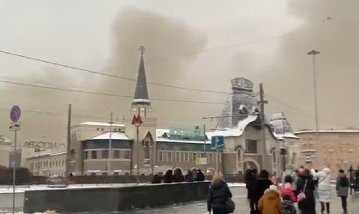 Ρωσία: Ισχυρή έκρηξη στη Μόσχα – Φλέγεται κτίριο αποθήκης (φωτό-βίντεο)