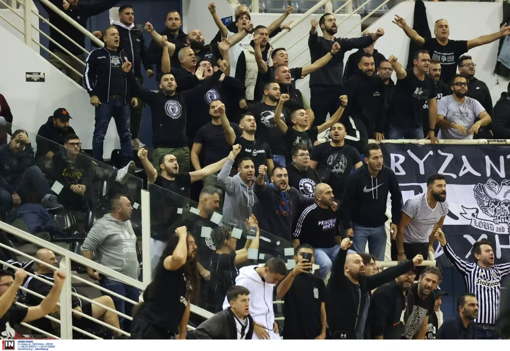 Basket League: Ένταση ανάμεσα στον Νίκο Γκίκα και οπαδούς του ΠΑΟΚ