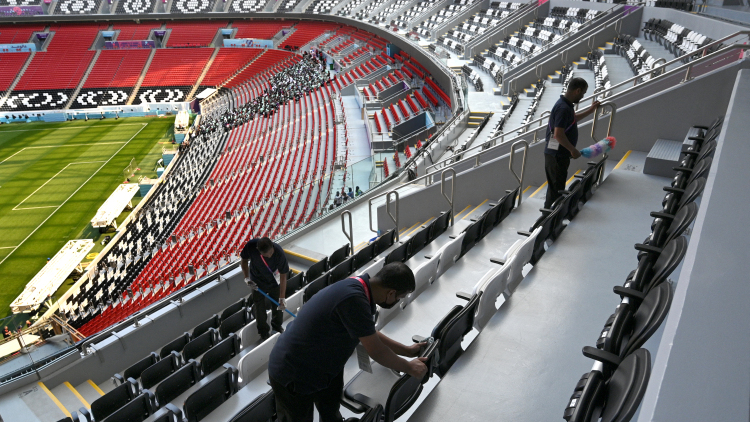 Μουντιάλ 2022: Δυσαρεστημένοι οι φίλαθλοι στο Κατάρ με τις τέντες των 175 λιρών ανά βράδυ