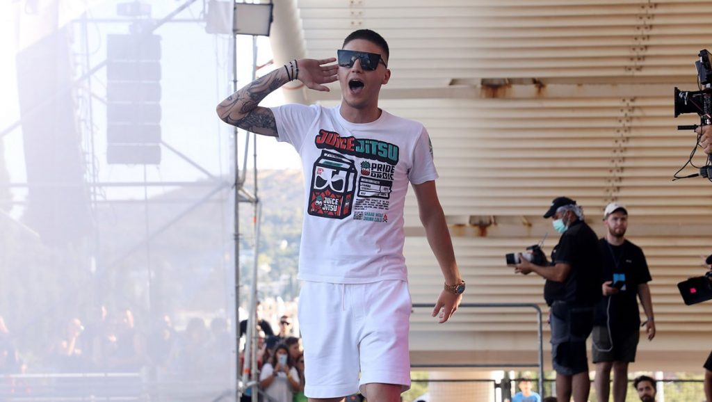 Trannos: Άγρια συμπλοκή στη συναυλία του τράπερ στην Ηλεία – Στο νοσοκομείο με κατάγματα στο κεφάλι ένας 37χρονος