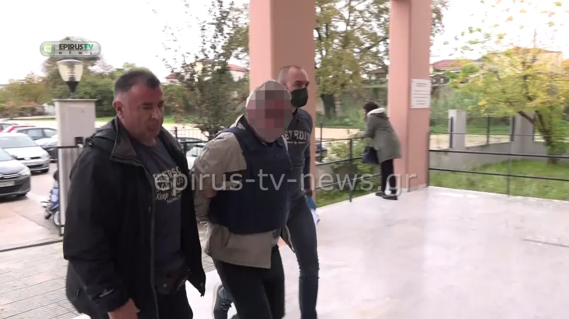 Δολοφονία 55χρονου στην Άρτα – 60χρονος: «Δεν είχα πρόθεση να σκοτώσω τον αδερφό μου» (βίντεο)