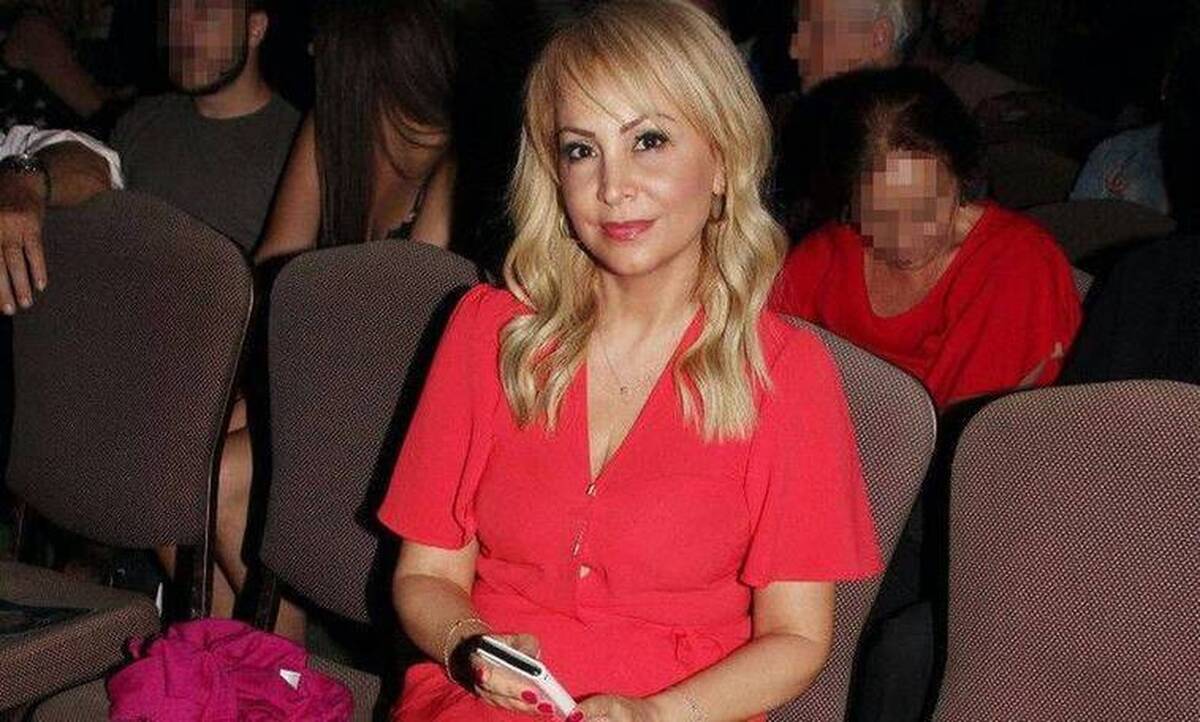 Τέτα Καμπουρέλη: «Βγήκε το διαζύγιο και είμαι ελεύθερη και ωραία»