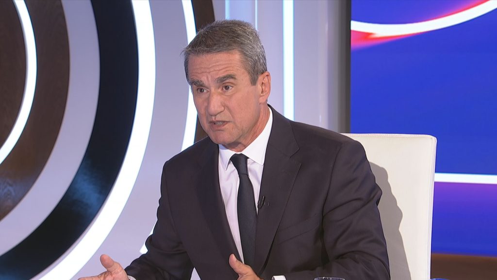 Οργισμένος με τον βασιλιά της Ισπανίας ο Α.Λοβέρδος – «90 λεπτά εγκλωβισμένοι στην αναμονή»