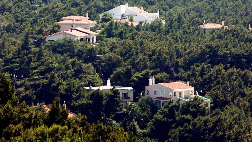 «Έρχεται» νέα ρύθμιση για τα καταπατημένα δημόσια ακίνητα – Πως θα πάρετε τίτλους νομιμότητας