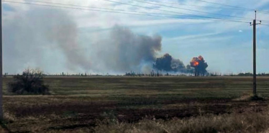 Εκρήξεις στην Κριμαία – Επίθεση με drones αναφέρει ο κυβερνήτης (βίντεο)
