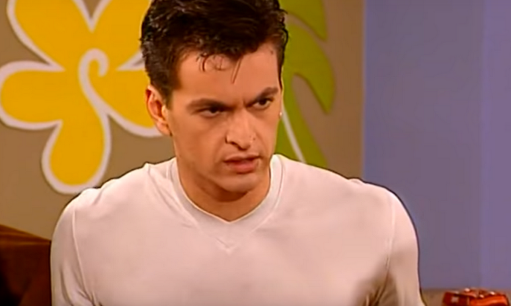 «Κωνσταντίνου και Ελένης»: Ο «μπάρμαν Νικόλας» θα παίξει σε νέα σειρά αγνώριστος – Δείτε τον 22 χρόνια μετά (φωτό)