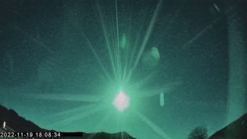 Εμφανίστηκε ασυνήθιστα φωτεινός μετεωρίτης πάνω από την Νορβηγία (βίντεο)