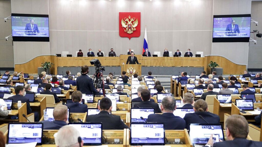 Ρωσία: Η Κρατική Δούμα ενέκρινε το ν/σ που αφορά τις δραστηριότητες των «ξένων πρακτόρων»