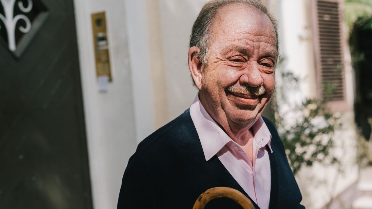 Ηλίας Μαμαλάκης: «Είμαι υπό θεραπεία – Δόξα τω Θεώ είχα πολύ μεγάλη τύχη μέσα στην ατυχία μου»