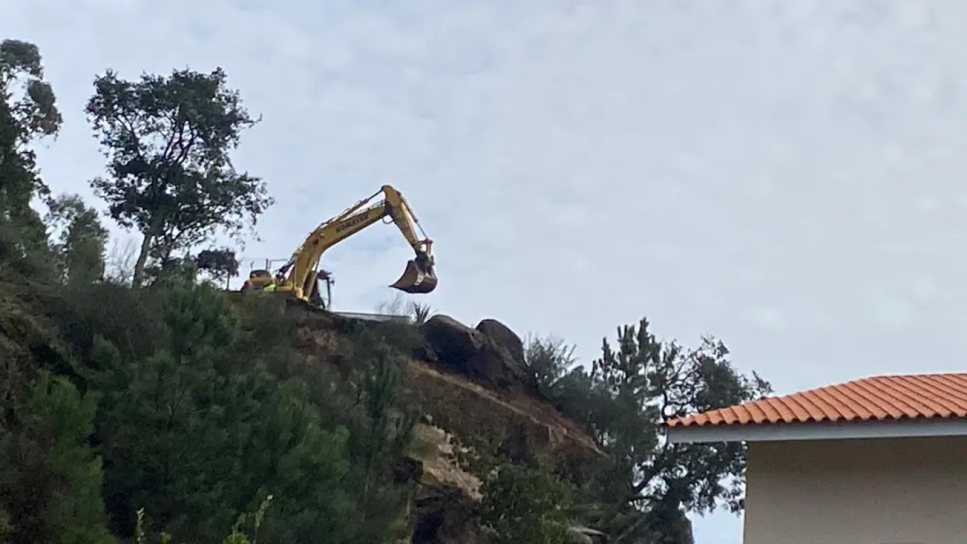 Τραγωδία στην Πορτογαλία: Δύο γονείς νεκροί από κατολίσθηση – Σώθηκαν τα παιδιά (βίντεο)