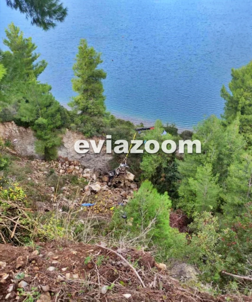 Εύβοια: Διαλύθηκε εντελώς το αυτοκίνητο που έπεσε σε γκρεμό 50 μέτρων – Δύο νεκροί (φωτο)