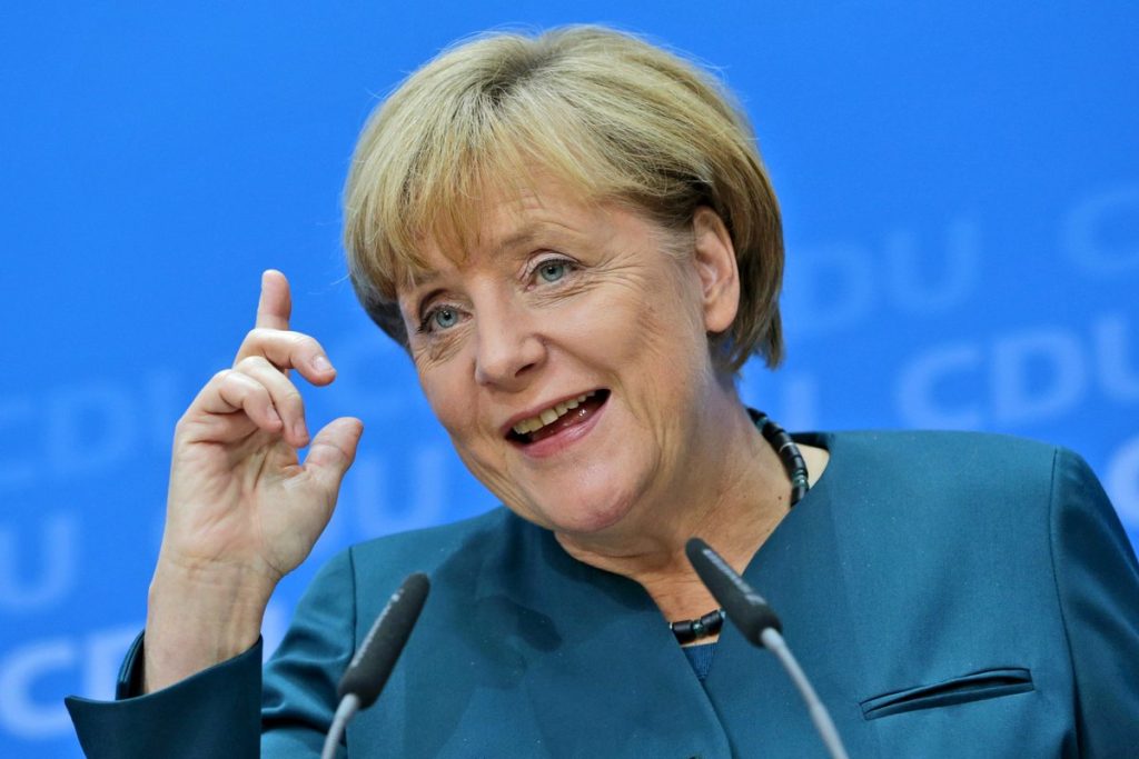 Α.Μέρκελ: «Δεν μπορούσε να σταματήσω την Ρωσία το 2014 γιατί είχα σπάσει τη μέση μου και υπήρχε και η Ελλάδα»