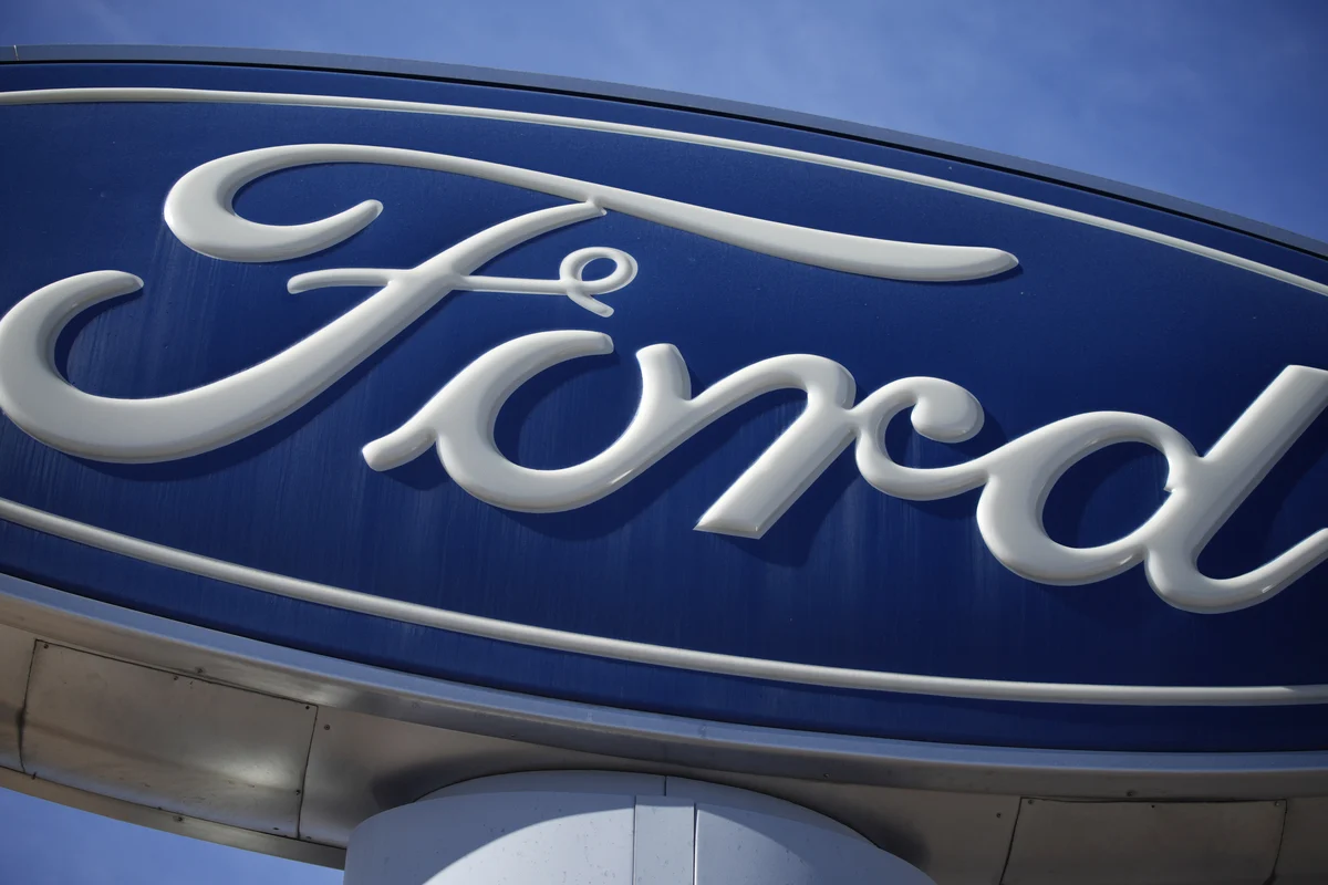 Ford: Ανακαλούνται 634.000 αυτοκίνητα παγκοσμίως – Κίνδυνος πυρκαγιάς στον κινητήρα