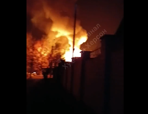 Νέα ρωσική πυραυλική επίθεση στη Χερσώνα – Τουλάχιστον 4 νεκροί