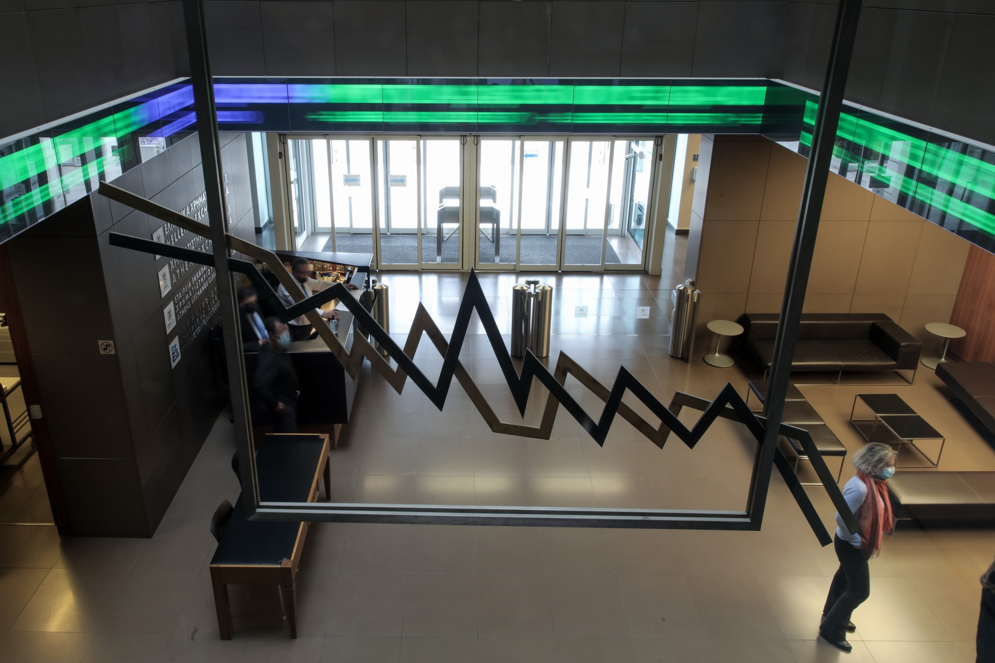 Χρηματιστήριο: Κέρδη για τον Γενικό Δείκτη – Κινείται πάνω από τις 900 μονάδες