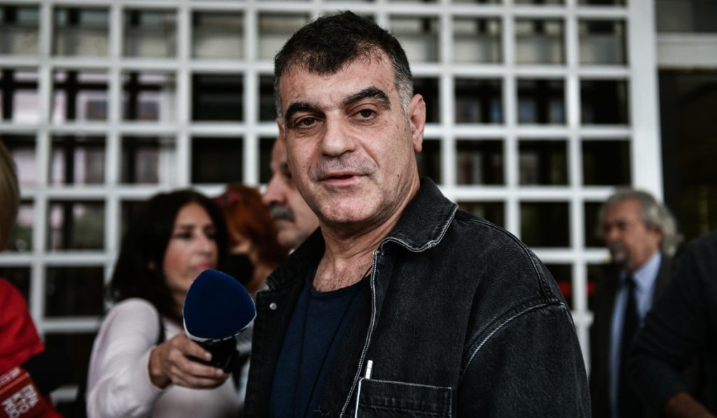 Μήνυση Κ.Βαξεβάνη σε Κ.Μητσοτάκη για συκοφαντική δυσφήμιση – Ζητά αποζημίωση 100.000 ευρώ