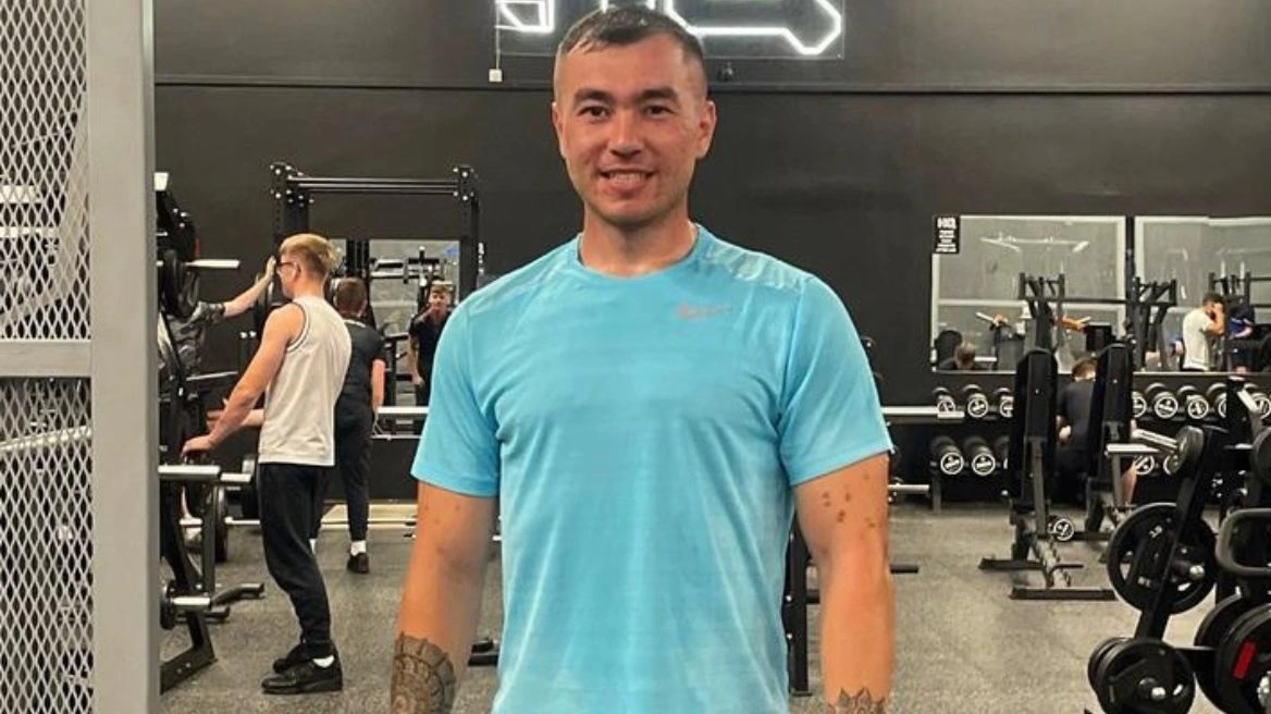 Μποντιμπίλντερ έπαθε τρομακτική ακμή από τα στεροειδή (βίντεο)