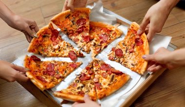 Για να μην αναρωτιέστε: Πόση γυμναστική πρέπει να κάνεις για να κάψεις μια πίτσα;