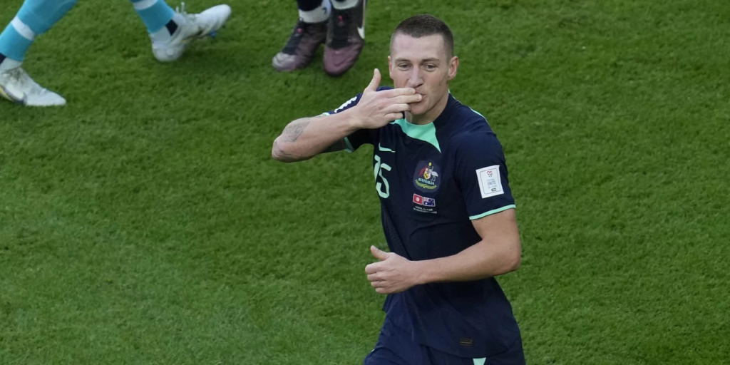 Βάσιμες ελπίδες πρόκρισης στους «16» του Μουντιάλ για την Αυστραλία μετά τη νίκη επί της Τυνησίας