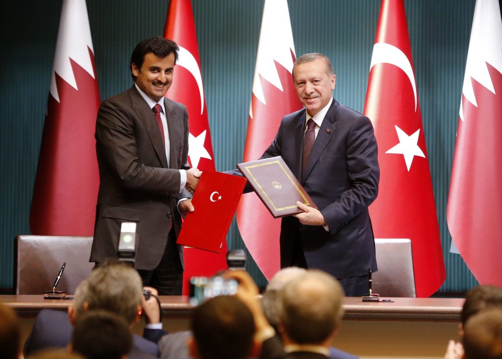 Η Τουρκία θα πάρει 20 δισ. δολ. από το Κατάρ και επιπλέον 20 δισ. δολ. από την Λιβύη κλείνοντας το οικονομικό έλλειμμά της!