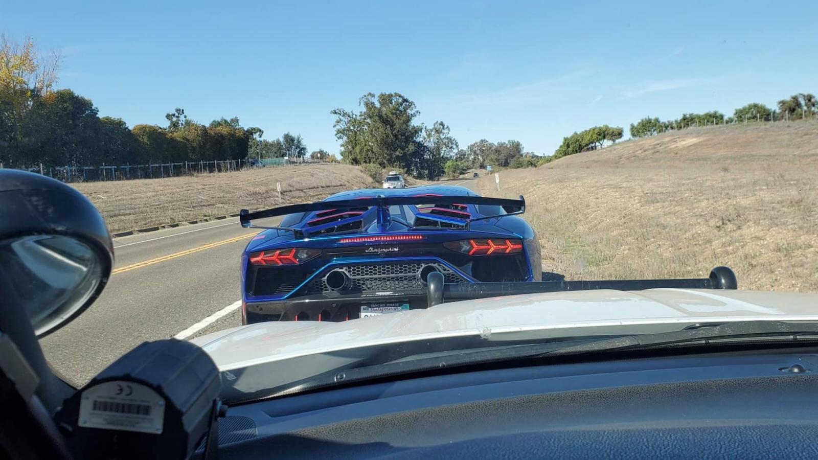 Οδηγός Lamborghini «έτρεχε» με 244 χλμ./ώρα σε δρόμο με όριο ταχύτητας κάτω από 90 χλμ./ώρα (φωτό)