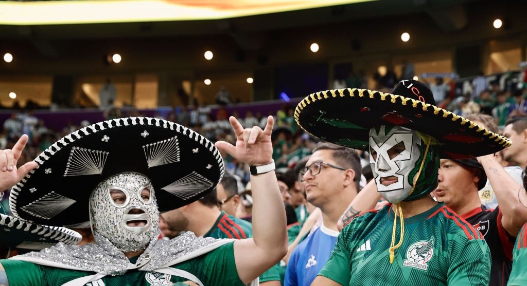 Μουντιάλ 2022: Άγριο ξύλο μεταξύ οπαδών της Αργεντινής και του Μεξικού την ώρα του αγώνα (βίντεο)