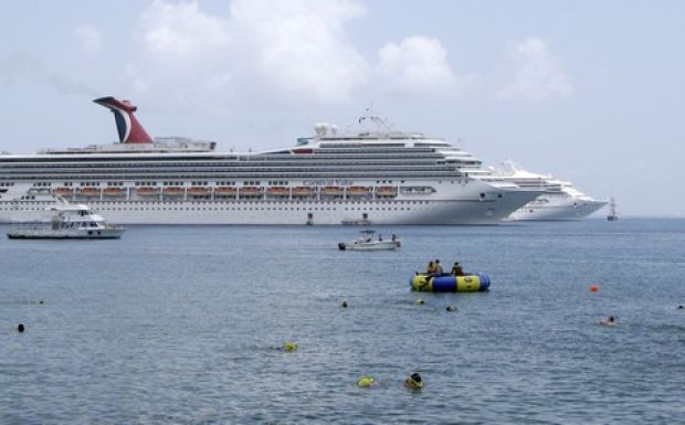 ΗΠΑ: 28χρονος στη Λουιζιάνα διασώθηκε έπειτα από 24 ώρες μέσα στη θάλασσα (βίντεο)