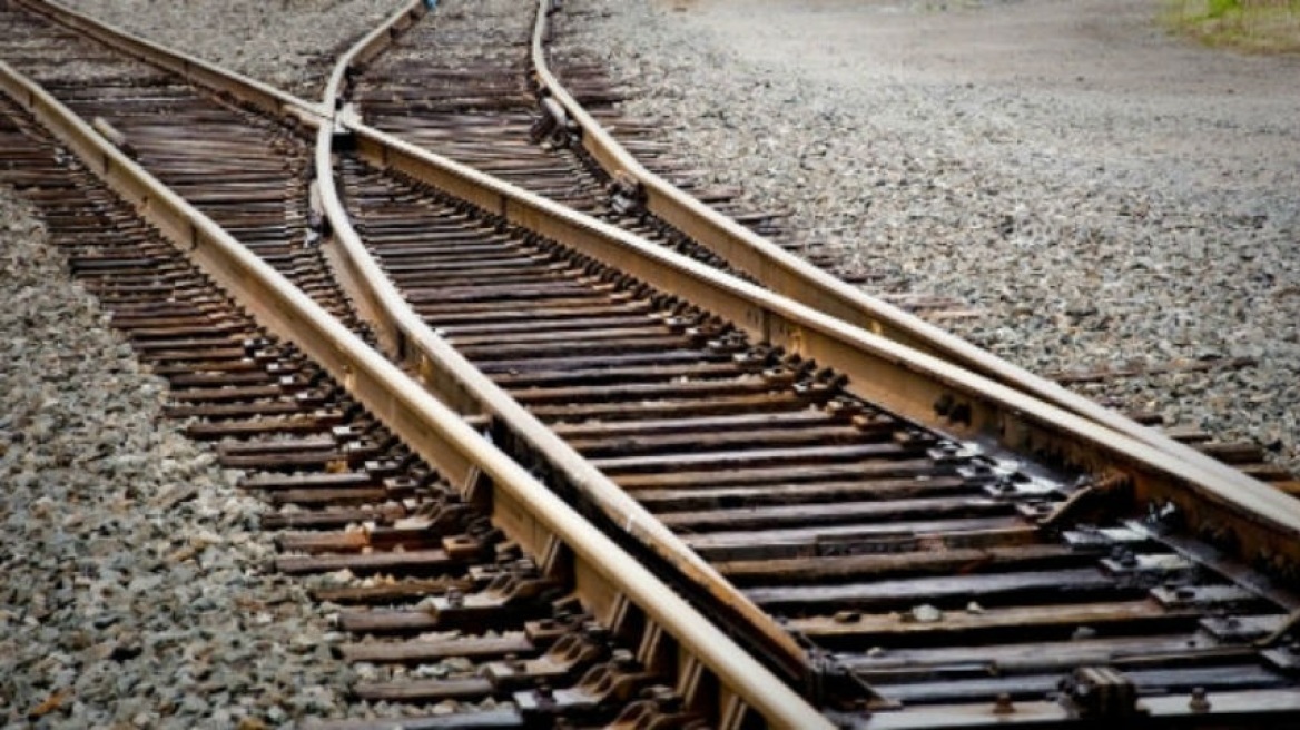 Χαλκίδα: Πτώμα άνδρα εντοπίστηκε στις παλιές αποθήκες των τρένων