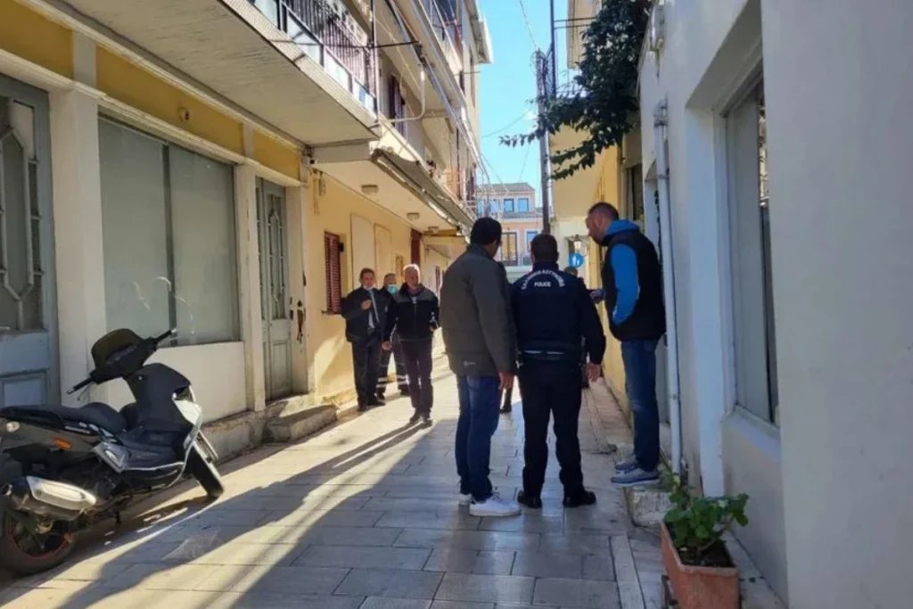 Τραγωδία στη Λευκάδα: 33χρονος βρέθηκε νεκρός στο σπίτι του – Ξέσπασε φωτιά στην κουζίνα του