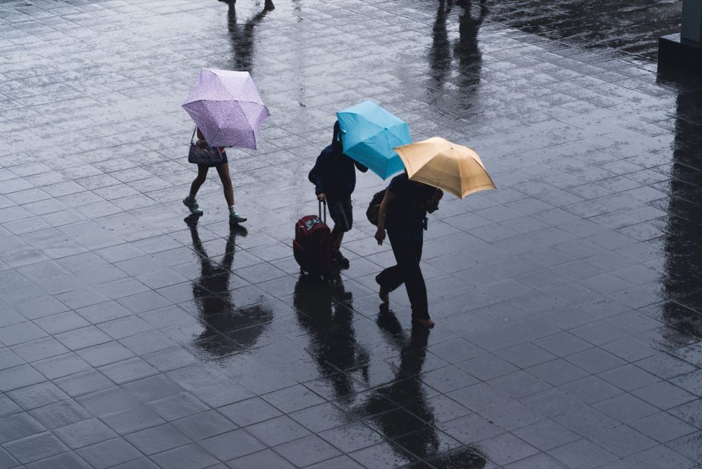 Με βροχές και καταιγίδες το αυριανό σκηνικό του καιρού – Η πρόγνωση της ΕΜΥ