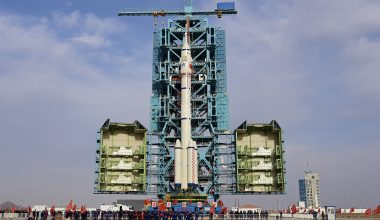 Κίνα: Εντυπωσιακό βίντεο από την εκτόξευση του Shenzhou-15 