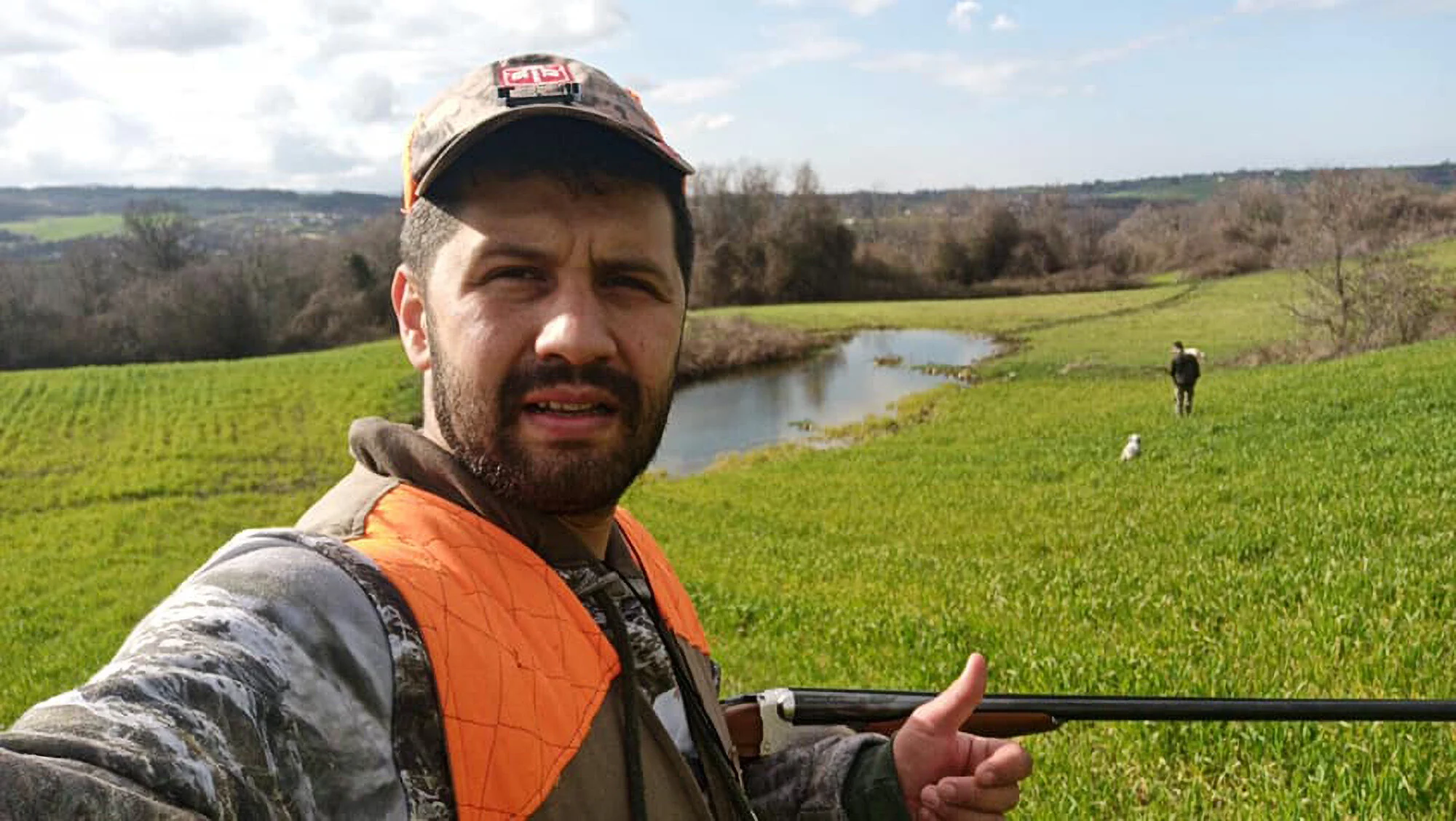 Κυνηγός στην Τουρκία πυροβολήθηκε από τον… σκύλο του και πέθανε – Τράβηξε την σκανδάλη με την πατούσα του!