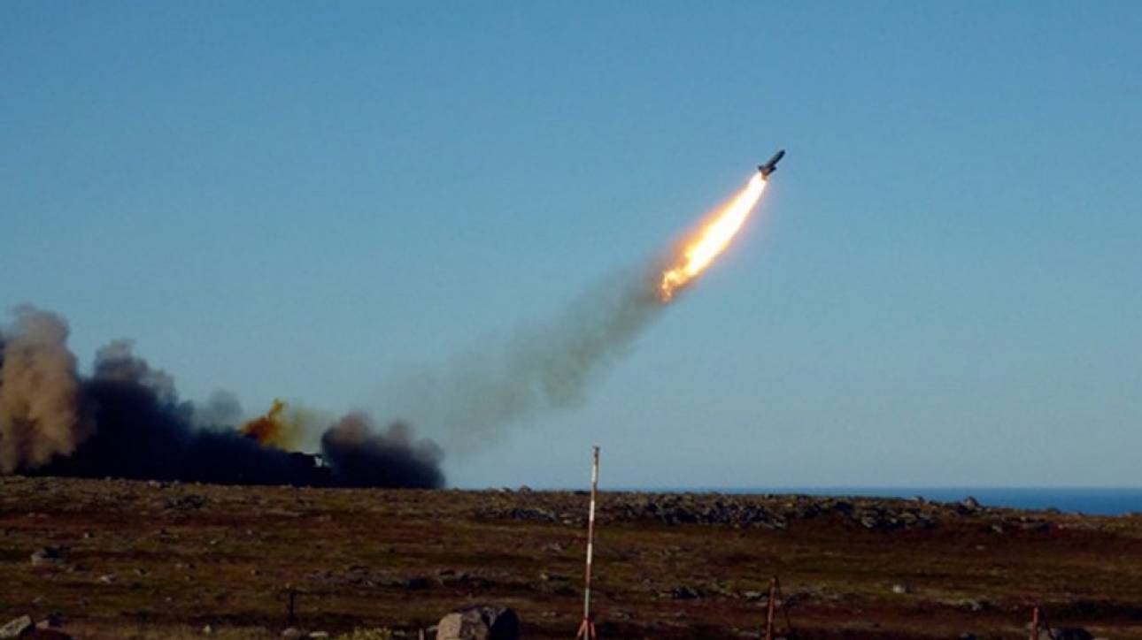 Η Ιαπωνία εξετάζει την αγορά 500 πυραύλων Κρουζ Tomahawk από τις ΗΠΑ