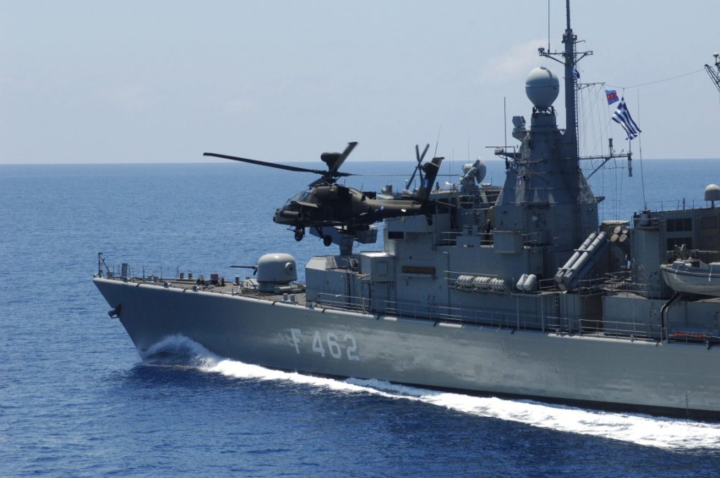 Επίσκεψη κοινού σε πολεμικά πλοία για τον εορτασμό του Αγίου Νικόλαου