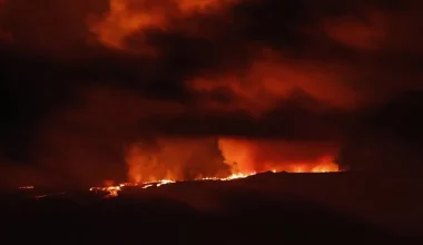 ΕΚΠΑ: «Το μεγαλύτερο ηφαίστειο στον κόσμο, το Mauna Loa εκρήγνυται για πρώτη φορά από το 1984»