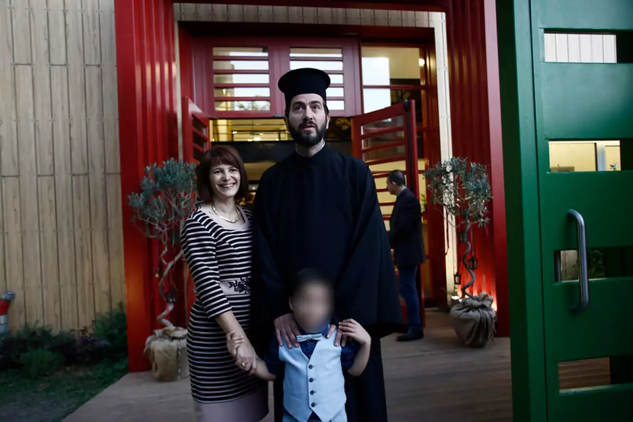 ΜΚΟ «Κιβωτός του Κόσμου»: Με χρήματα της οργάνωσης αγοράστηκε η μεζονέτα στη Ραφήνα