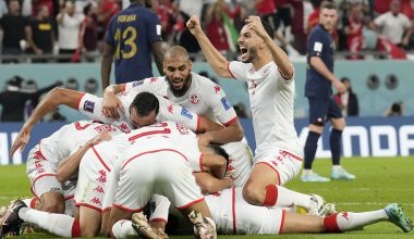 Μουντιάλ: Η Τυνησία πήρε σπουδαία νίκη απέναντι στη Γαλλία αλλά έμεινε εκτός διοργάνωσης (1-0)