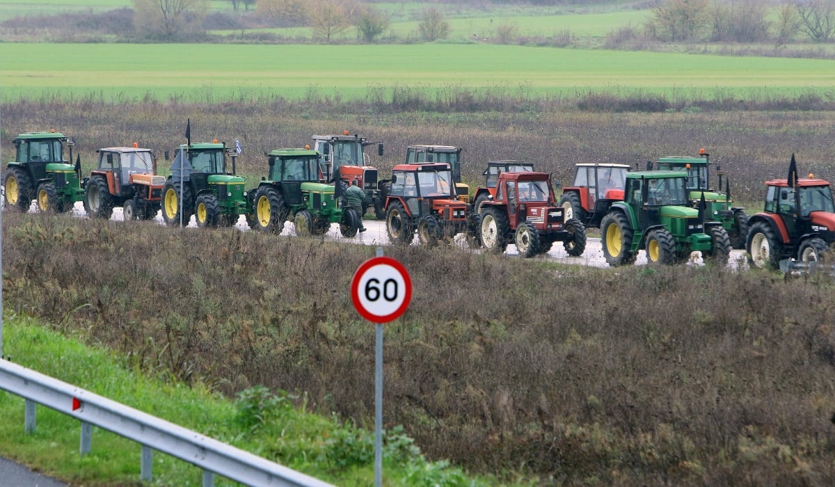 Μπλόκα ετοιμάζουν οι αγρότες – Θα βγάλουν τα τρακτέρ στους δρόμους