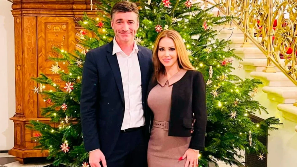 Γερμανία: Πρώην πρωταγωνίστρια ερωτικών ταινιών «ξελόγιασε» Γερμανό βουλευτή