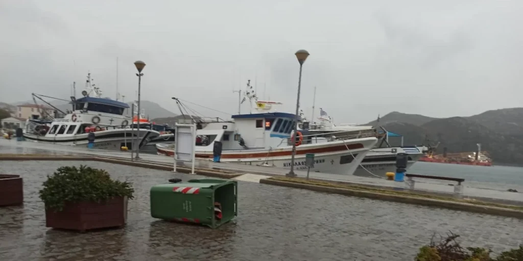Κακοκαιρία «Ariel»: Μήνυμα από το 112 στους κατοίκους της Λήμνου (φωτό-βίντεο)
