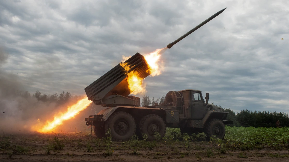 Μπάκχμουτ: Σφυροκόπημα του ρωσικού πυροβολικού κατά των ουκρανικών δυνάμεων